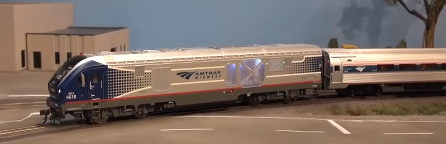 Bachmann SC-44 - Amtrak - left side